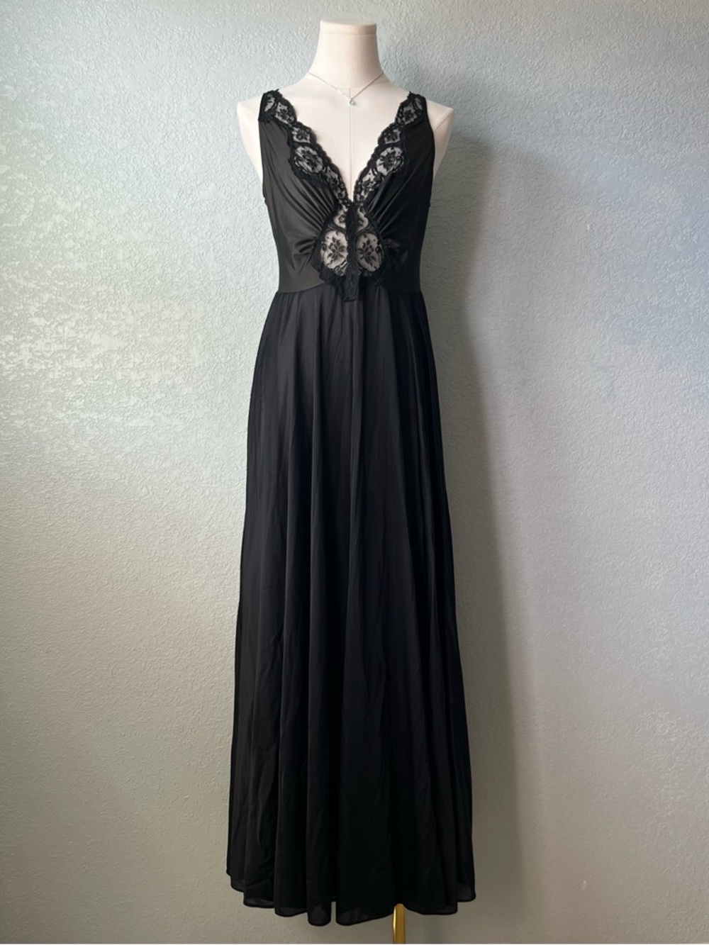 Vintage Olga Bodysilk Black Lace Slip Dress Maxi Sheer Nightgown Y2K Size L